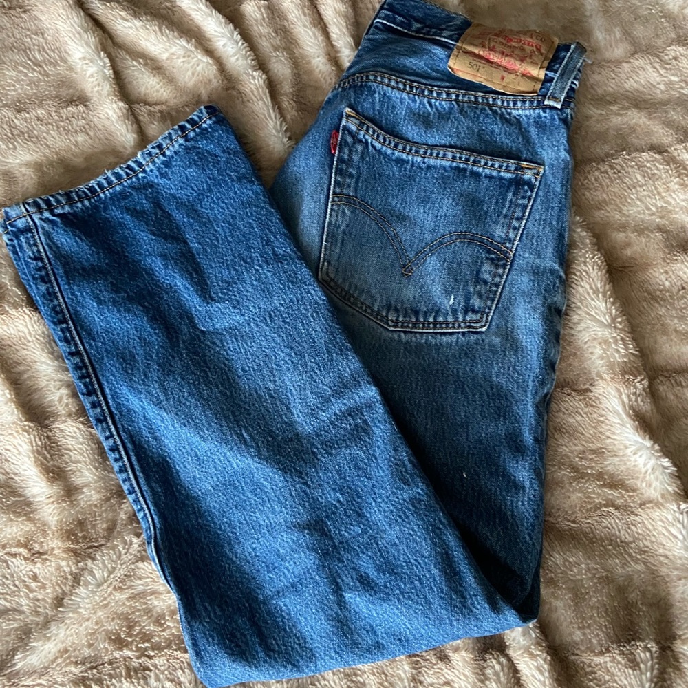 Levi’s distressed 501 jeans
